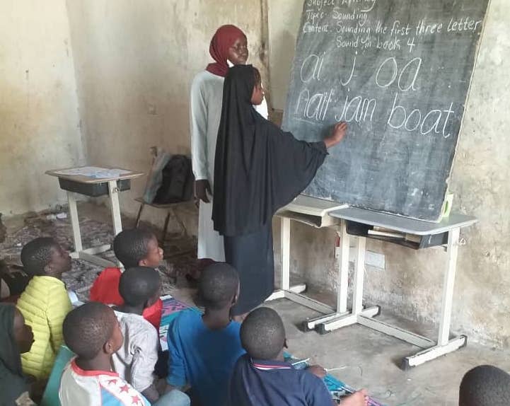 Child-hope numeracy and Literacy session tile
